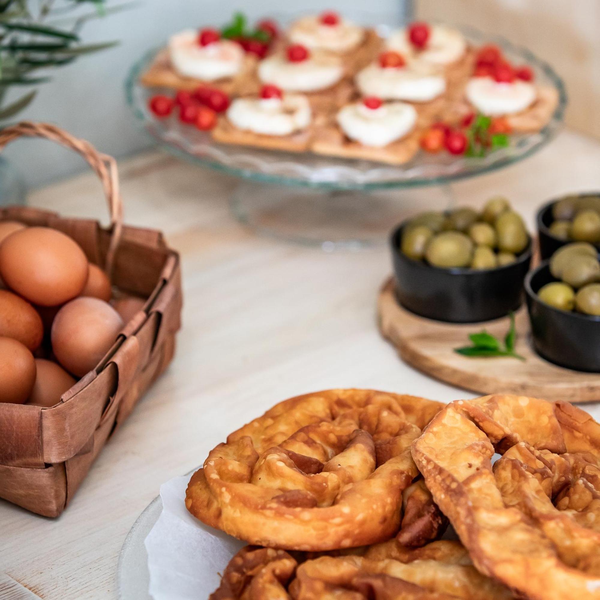 Aperitton Hotel Skopelos Buitenkant foto
