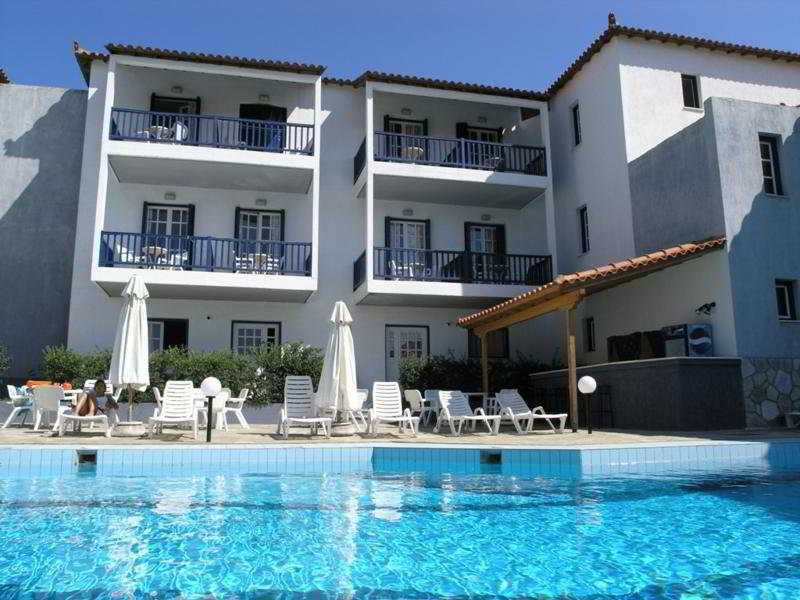 Aperitton Hotel Skopelos Buitenkant foto