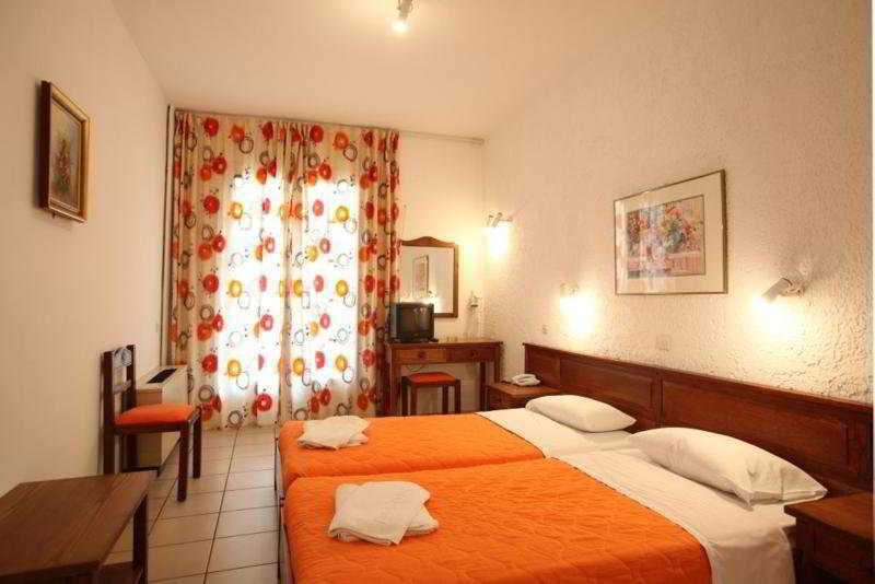Aperitton Hotel Skopelos Buitenkant foto